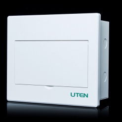 Uten / Tủ 07 Aptomat Mặt Nhựa Trắng
